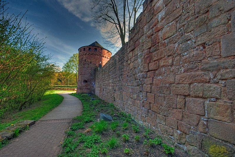 Burg Kerpen in Illingen